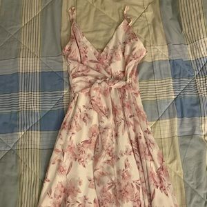 Forever 21 Contemporary pink floral dress